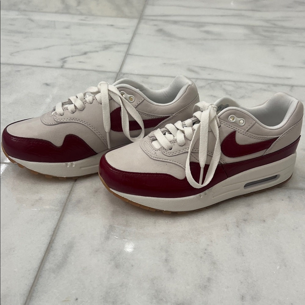 Nike Women's Burgundy and Cream Sneakers